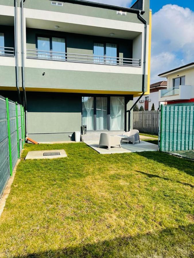 Galaxy Residence Villa Otopeni Exterior photo